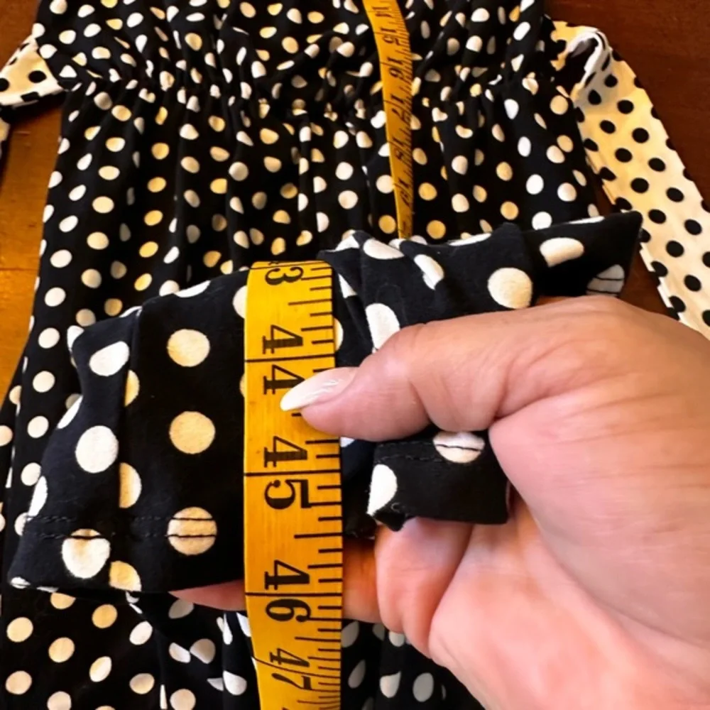 Everly black and white jumpsuit elaist waist‎ with tie wide leg sz small NWOT - Picture 13 of 13